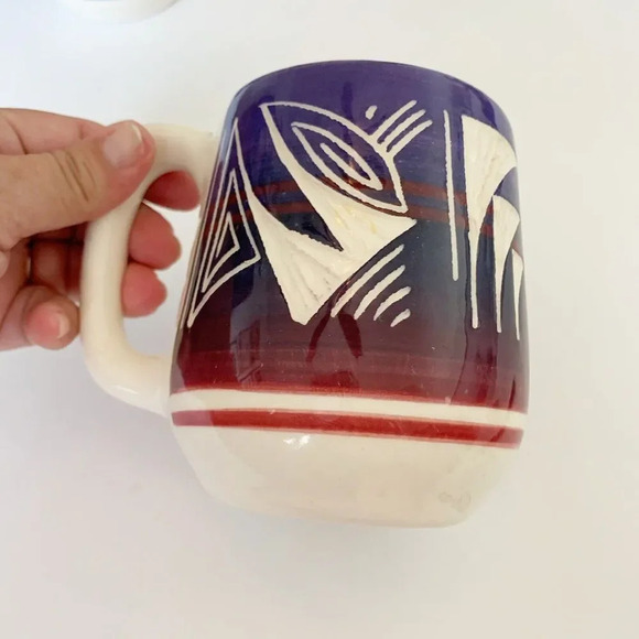 Wing Ute USA Tribal Hand Painted Carved Pottery Coffee Mugs Yazzie Silas Signed - Picture 2 of 12